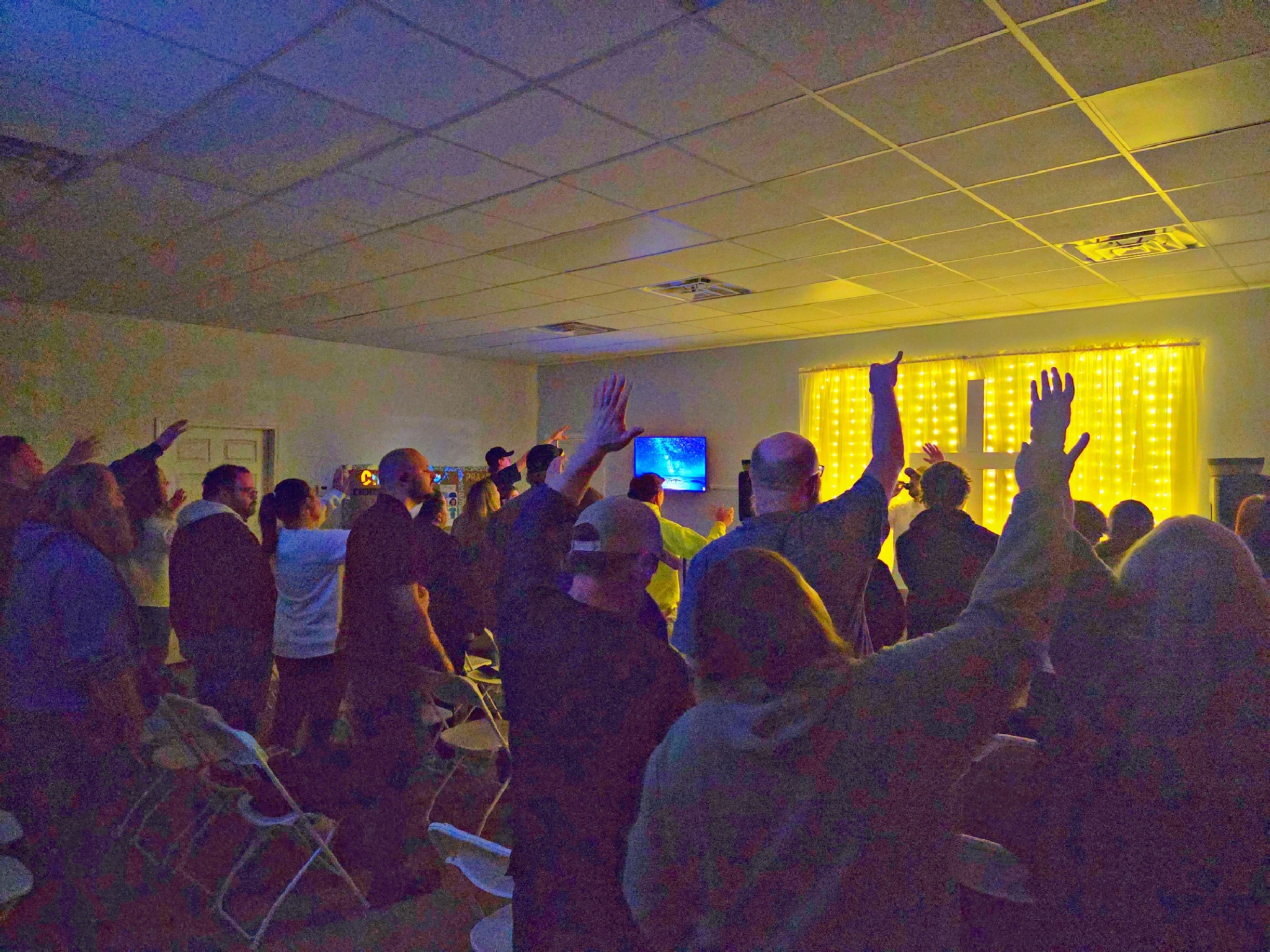 Worship crowd